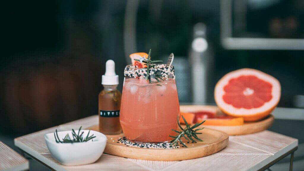 grapefruit and raspberry mocktail